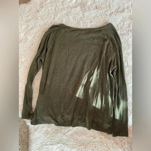 Old Navy long sleeve shirts size extra small set of 3 - Picture 9 of 9